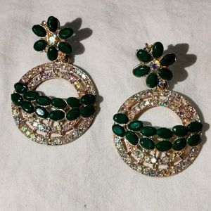 Kurta Sets 2 Earrings