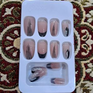 Secret Lives Artificial Set Of 12Nails Design1