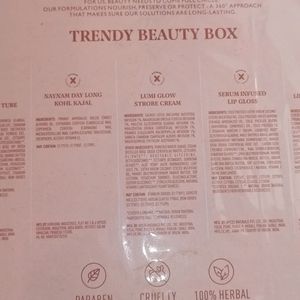 JUST HERBS TRENDY BEAUTY BOX