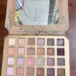 Too Faced: Natural love Eyeshadow 30 Color Pallete