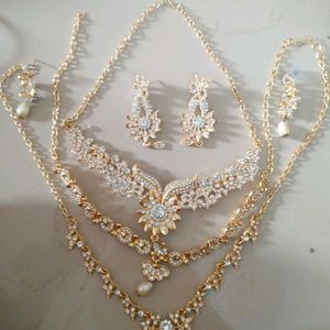 Jwellery Set With Ear Rings