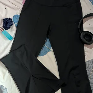 Flared Bottom Slit Activewear Pant