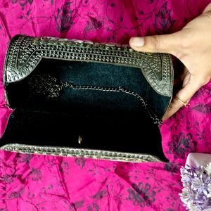 Jodhpuri Trending Clutch