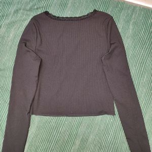 Black Ribbed Top With Lace Neck