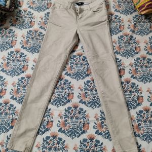 Beige Pants From Max