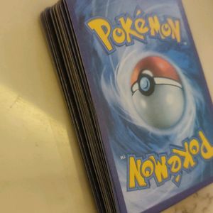 30 Pokemon Cards