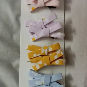 Hair Clips (4 for Rs100)