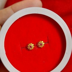 Beautiful New Flower Desine Studs