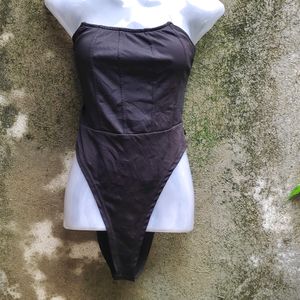 4U. SHEIN SEXY BODYSUIT