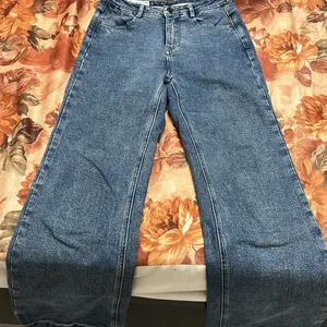 Full High Waist Jeans