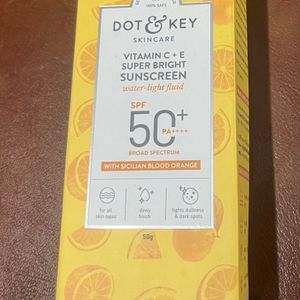 Dot & Key Vitamin C+E Super Bright Sunscreen SPF50