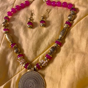 Pink Beats Jewellery Set