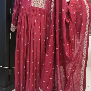 Ethnic Gown Set