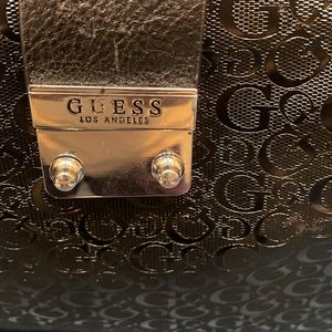 Steal Deal New Guess Handbag