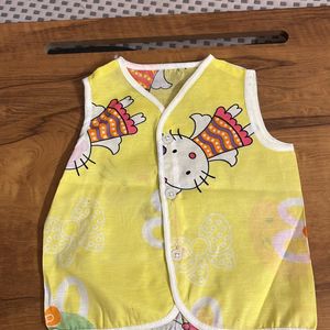 3 pairs Of Trendy baby clothes With Matching Diap