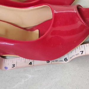 Belle Wedge Heel