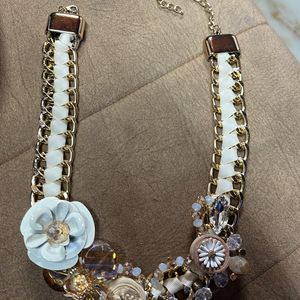 Beautiful Flower Work Chain