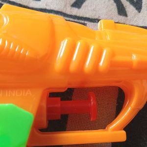 Unused Water 💦 Gun 🔫