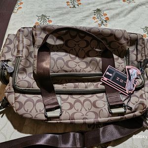 Gucci Copy Heavy Huge Bag With More Than 8 ZipS