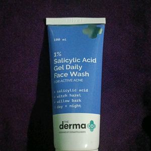 1% Salicylic Acid Face Wash For Acne And Oily Skin