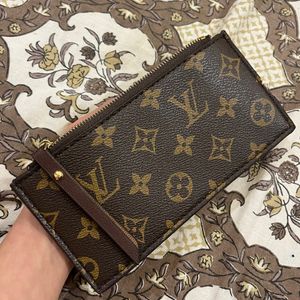 LV dupe mini wallet/ pouch (slight defect)