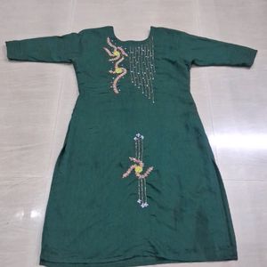 Green Kurti