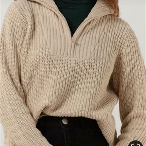 Beige Ziper Sweater