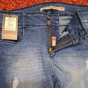 Women's Blue Rigged/Distressed Jeans