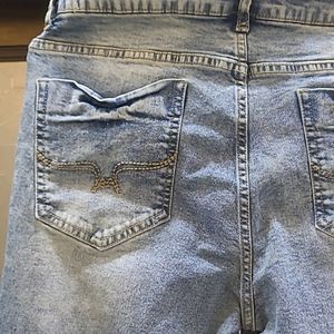 Price Dropped - BRANDED ROADSTER JEANS