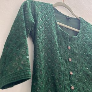 Beautiful Chikankari Kurti