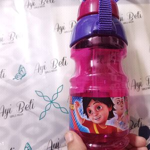 Sipper Water Bottle With Straw For Kids .