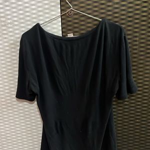 Forever 21 - Black BASIC TOP