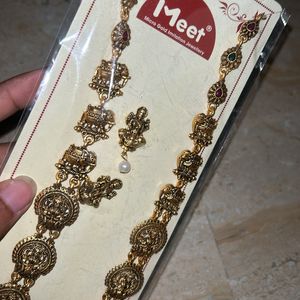 Beautiful Long Chain With Earrings