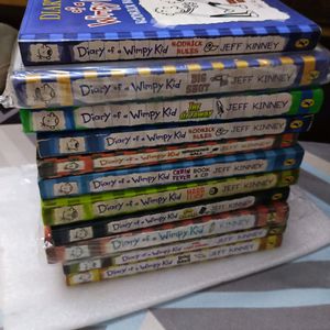 11 Wimpy Kid Books -4hcs ,7pbs