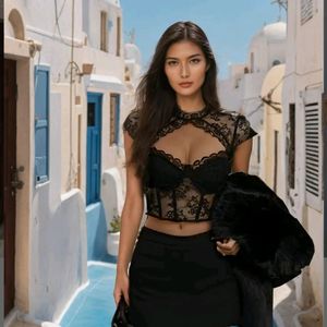 NEWME Black Lace Top 🖤🖤