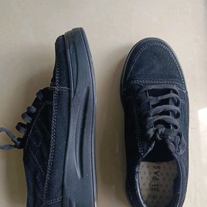 Black Casual Shoes