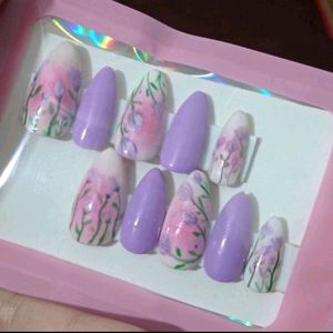 Press On Nails (Lavender Flowers)