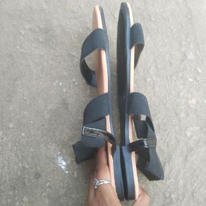 Women Flats