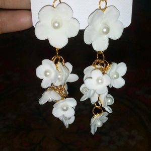 White Clay Flowers Earrings