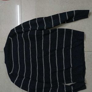 UNIQLO Blue Grey Strip Sweater