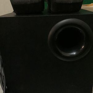 SBS A235 SPEAKER AND BOOFER