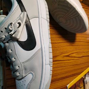 Nike Low Dunks