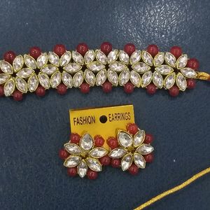 maroon colour choker set