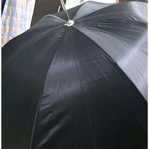 Black Umbrella