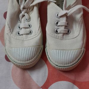 Unisex White School Shoes