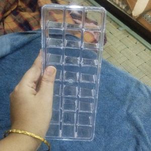 24Lipstick Holder