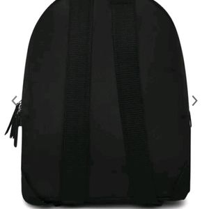 Kheio Backpack