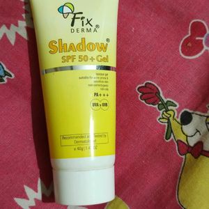 Fix Derma Shadow Spf 50+ Gel Sunscreen