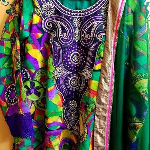 Pakistani Suit 💚