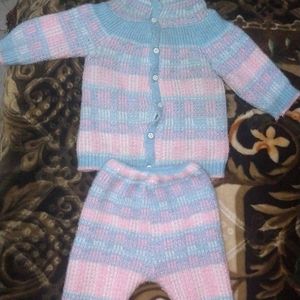 Unisex Baby Woolen Sweater Pyjama